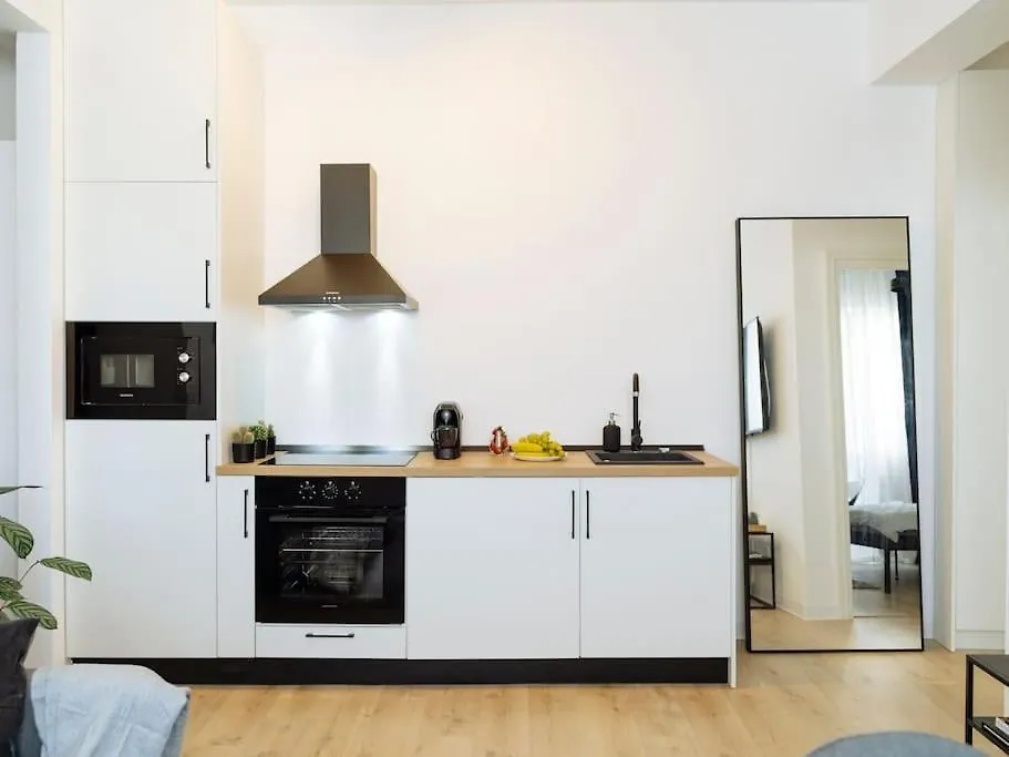 Sky Penthouse - University Square Bucharest Apartment