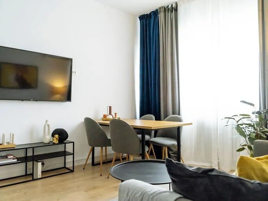 Apartment Sky Penthouse - University Square Bucharest