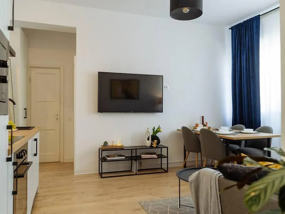 Apartment Sky Penthouse - University Square Bucharest